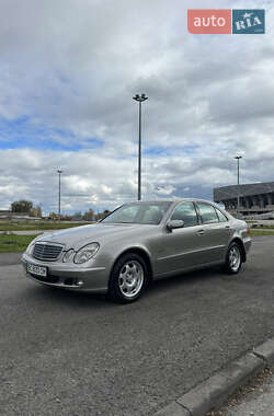 Седан Mercedes-Benz E-Class 2005 в Львові