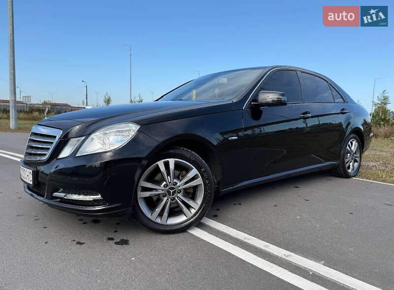 Седан Mercedes-Benz E-Class 2012 в Харькове фото 3 Седан Mercedes-Benz E-Class 2012 в Харькове