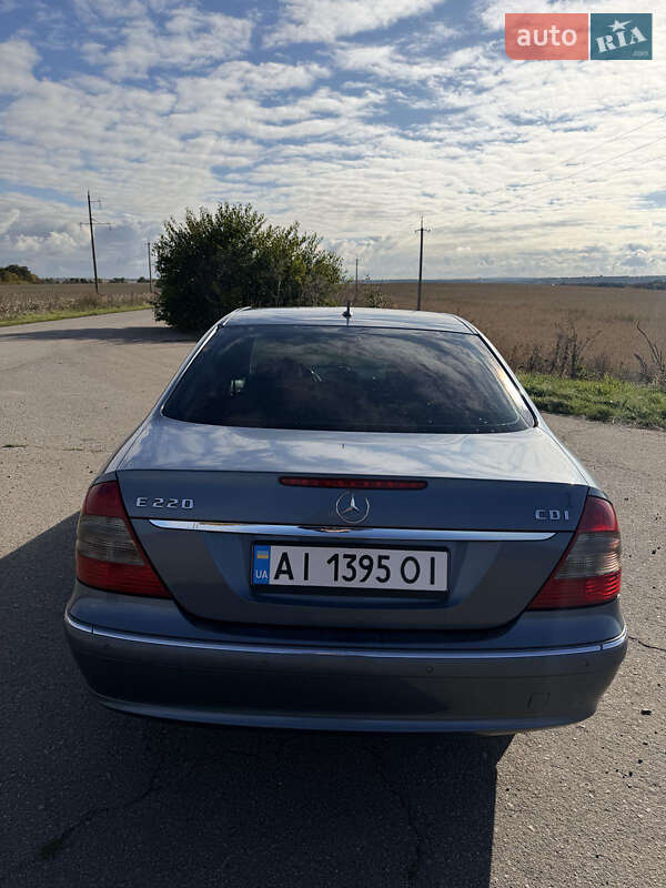 Седан Mercedes-Benz E-Class 2007 в Виннице