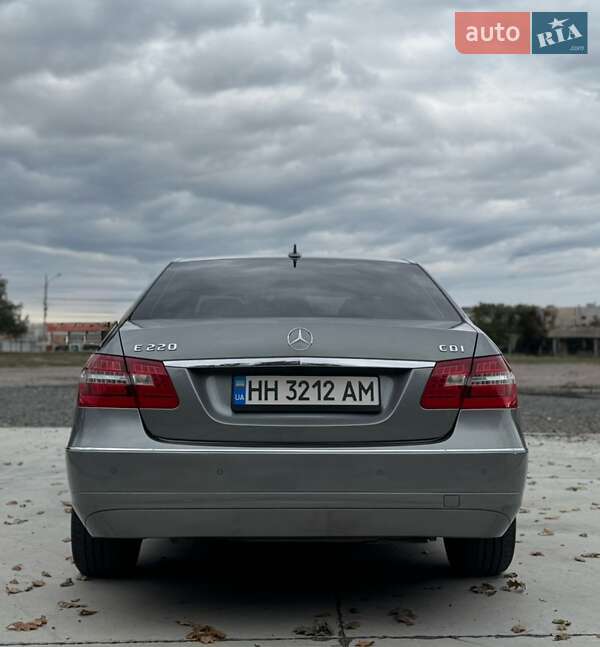 Седан Mercedes-Benz E-Class 2010 в Києві фото 9 Седан Mercedes-Benz E-Class 2010 в Києві