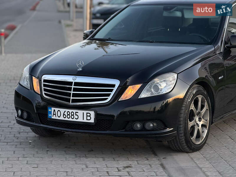 Седан Mercedes-Benz E-Class 2010 в Ужгороде фото 12 Седан Mercedes-Benz E-Class 2010 в Ужгороде