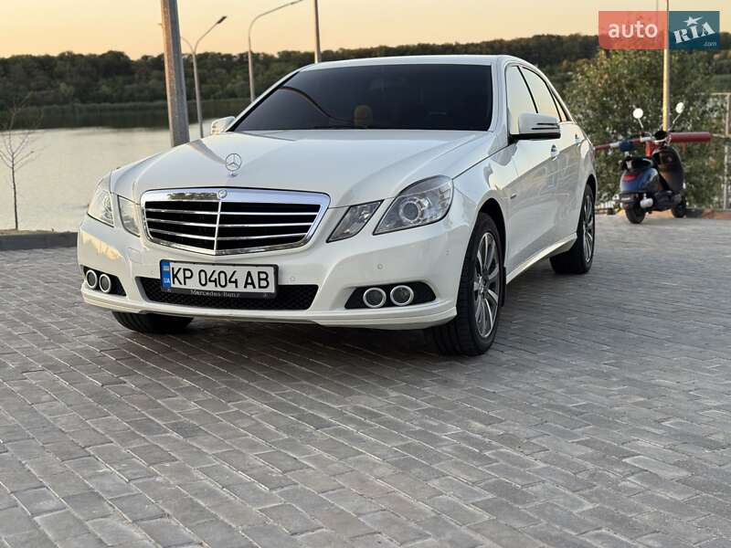 Седан Mercedes-Benz E-Class 2010 в Запоріжжі фото 13 Седан Mercedes-Benz E-Class 2010 в Запоріжжі