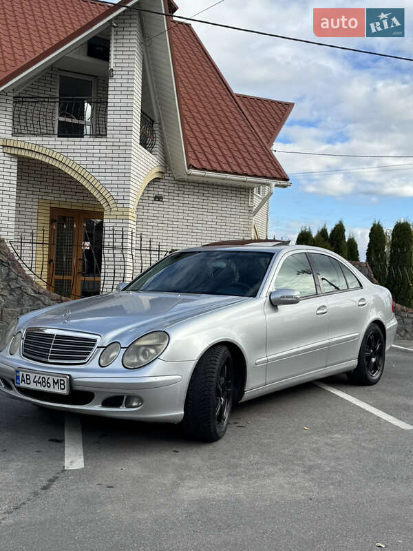 Седан Mercedes-Benz E-Class 2004 в Вінниці