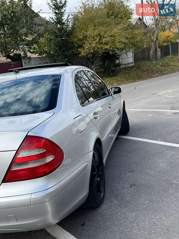 Седан Mercedes-Benz E-Class 2004 в Вінниці