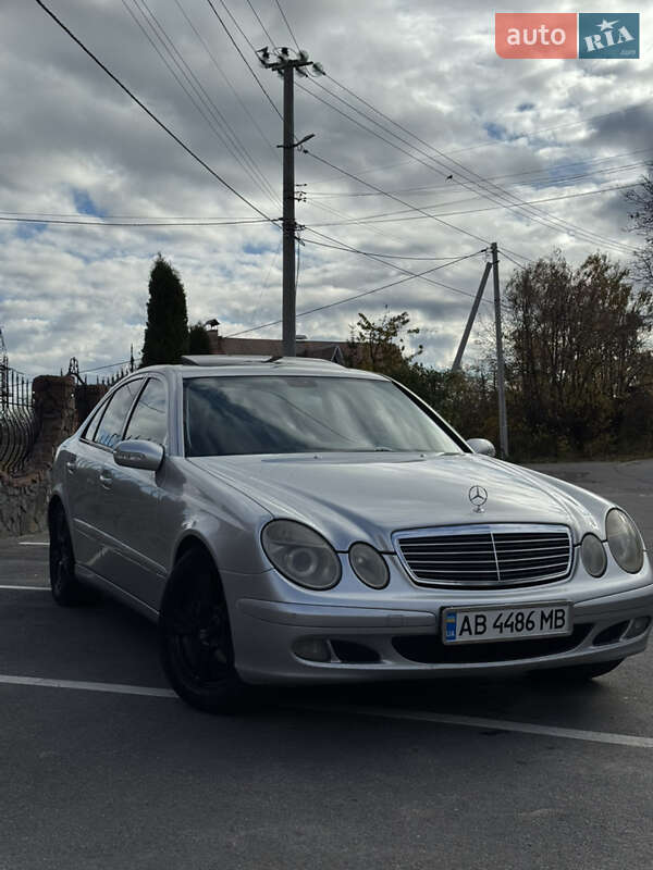 Седан Mercedes-Benz E-Class 2004 в Вінниці