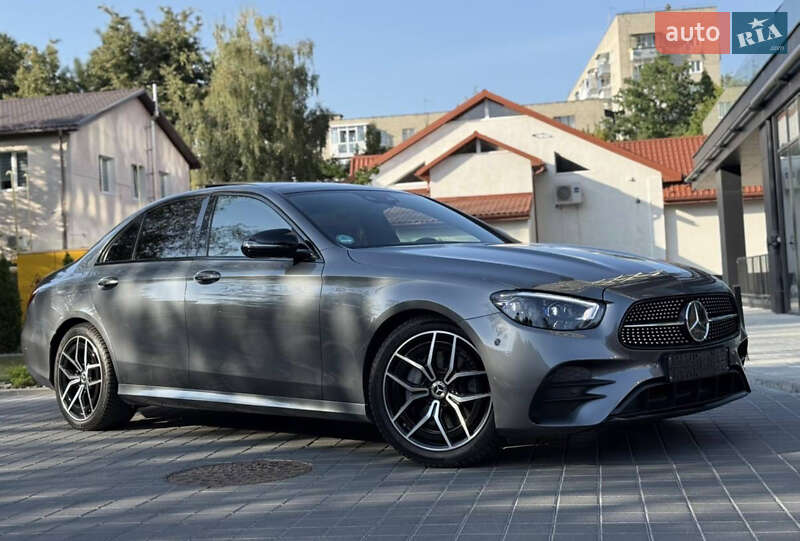 Седан Mercedes-Benz E-Class 2023 в Львові