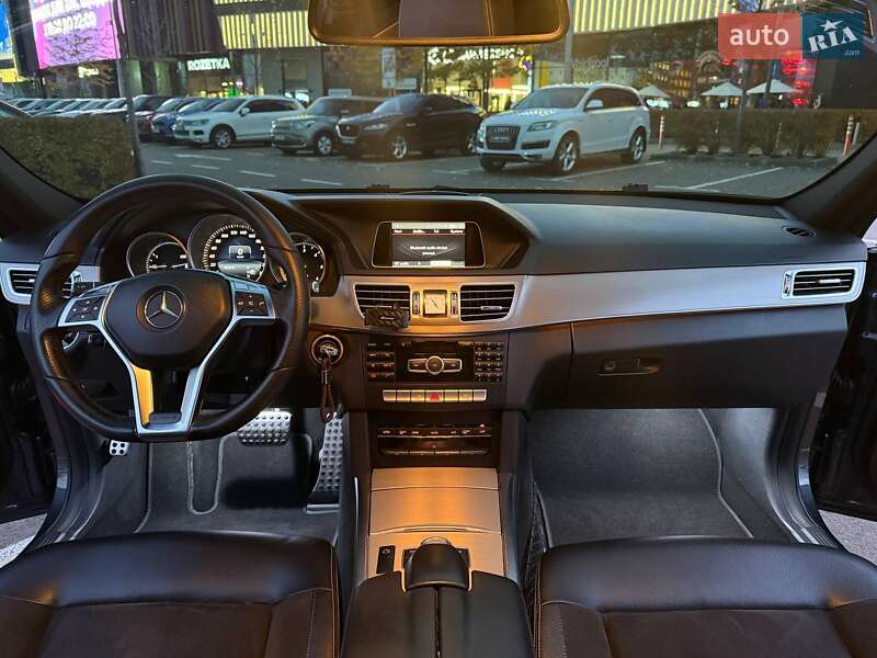 Седан Mercedes-Benz E-Class 2014 в Киеве