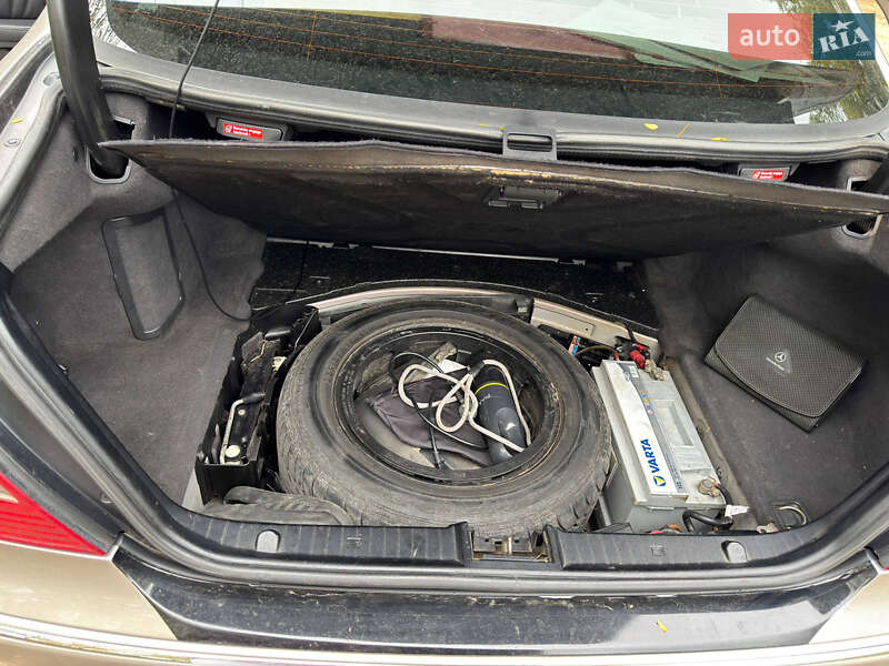 Седан Mercedes-Benz E-Class 2004 в Кременчуге фото 17 Седан Mercedes-Benz E-Class 2004 в Кременчуге