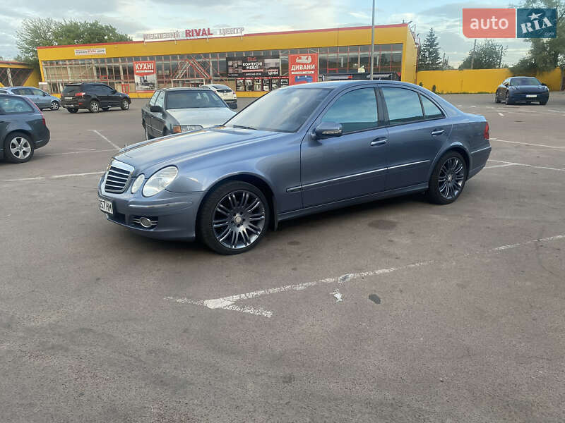 Седан Mercedes-Benz E-Class 2007 в Житомире