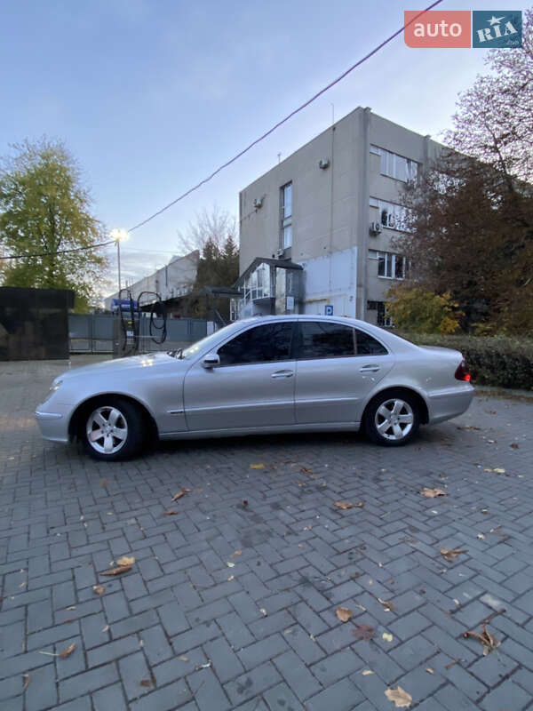 Седан Mercedes-Benz E-Class 2002 в Львове фото 3 Седан Mercedes-Benz E-Class 2002 в Львове