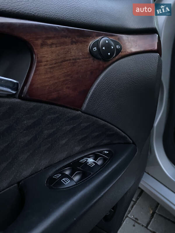 Седан Mercedes-Benz E-Class 2002 в Львове фото 17 Седан Mercedes-Benz E-Class 2002 в Львове