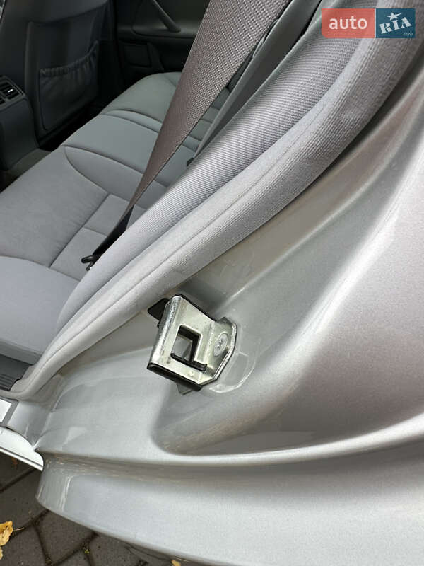 Седан Mercedes-Benz E-Class 2000 в Луцьку фото 36 Седан Mercedes-Benz E-Class 2000 в Луцьку