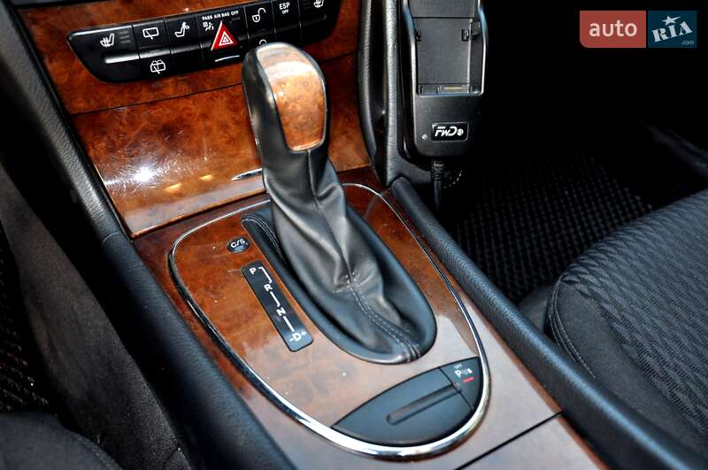 Універсал Mercedes-Benz E-Class 2005 в Львові фото 32 Універсал Mercedes-Benz E-Class 2005 в Львові