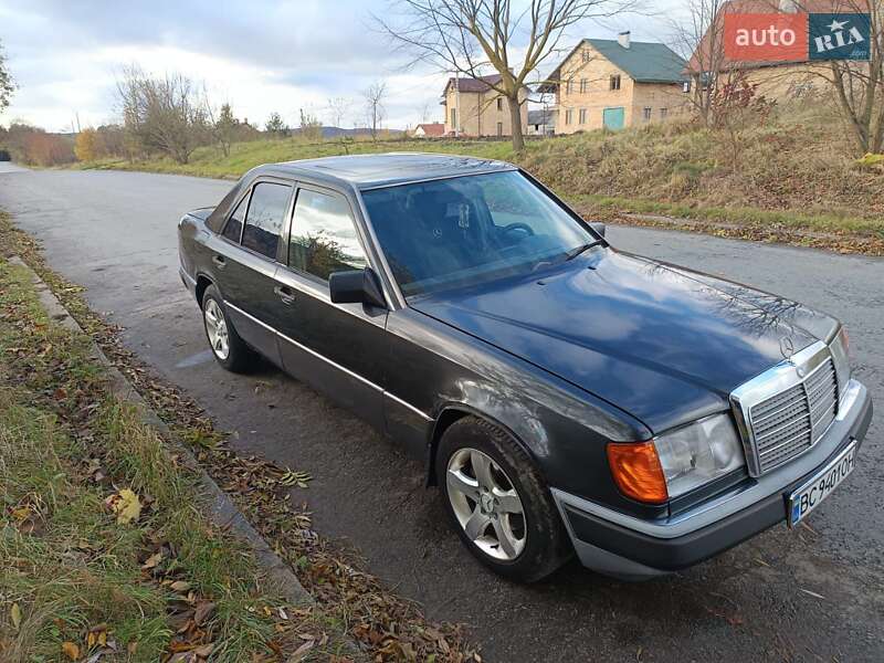 Седан Mercedes-Benz E-Class 1993 в Перемышлянах фото 4 Седан Mercedes-Benz E-Class 1993 в Перемышлянах