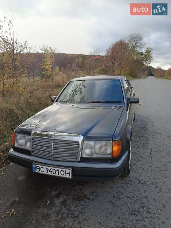 Седан Mercedes-Benz E-Class 1993 в Перемышлянах фото Седан Mercedes-Benz E-Class 1993 в Перемышлянах