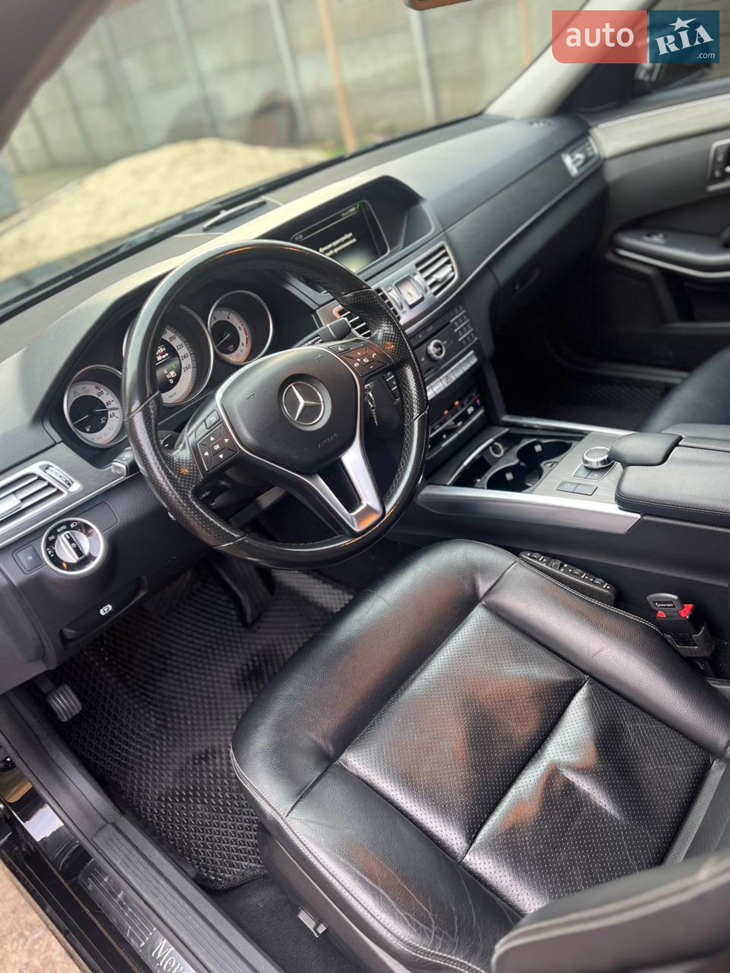 Mercedes-Benz E-Class 2016 VIN WDD2122011B321246 фото оголошення 4 з 10