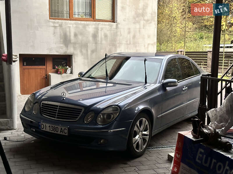 Mercedes-Benz E-Class 2003 Mercedes-Benz E-Class 2003