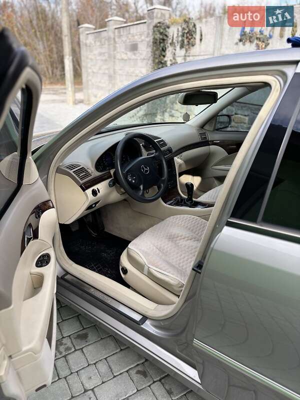 Седан Mercedes-Benz E-Class 2004 в Каменец-Подольском