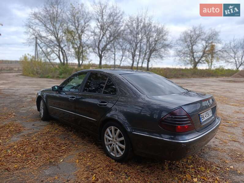 Седан Mercedes-Benz E-Class 2002 в Заре фото 20 Седан Mercedes-Benz E-Class 2002 в Заре