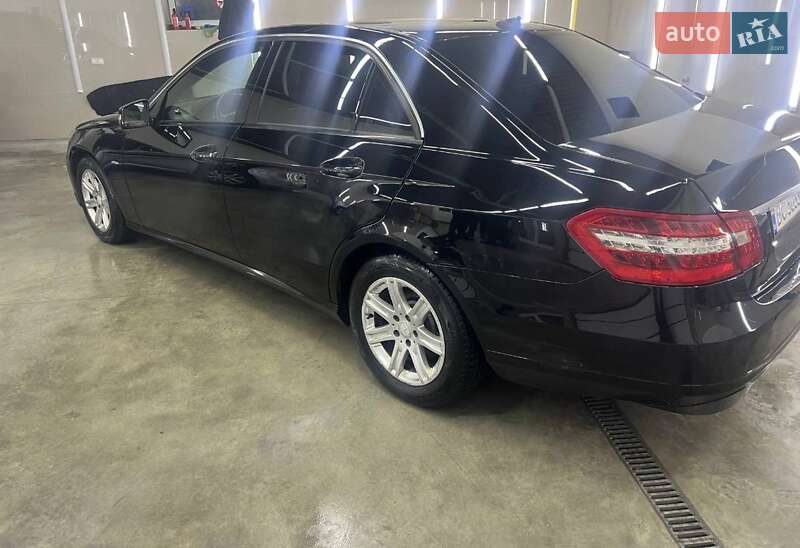 Седан Mercedes-Benz E-Class 2010 в Одессе