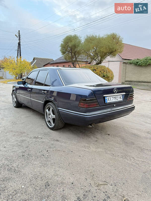 Седан Mercedes-Benz E-Class 1995 в Харькове фото 4 Седан Mercedes-Benz E-Class 1995 в Харькове