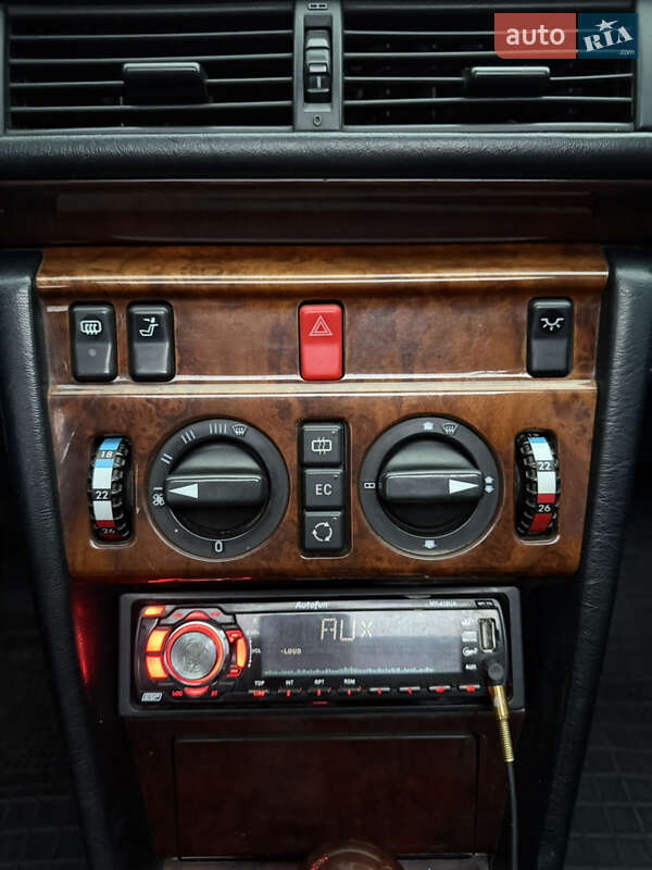 Седан Mercedes-Benz E-Class 1995 в Харькове фото 10 Седан Mercedes-Benz E-Class 1995 в Харькове