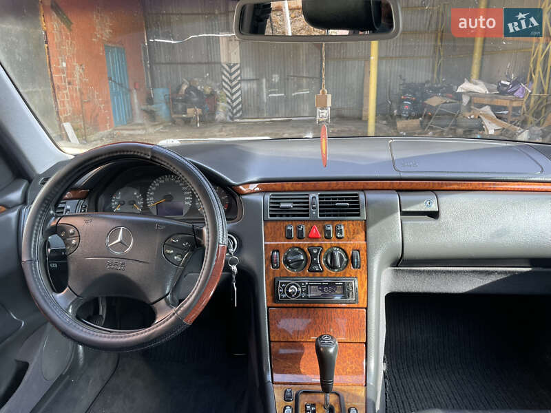 Седан Mercedes-Benz E-Class 1999 в Черновцах фото 12 Седан Mercedes-Benz E-Class 1999 в Черновцах