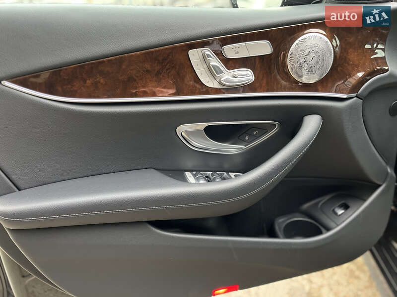 Седан Mercedes-Benz E-Class 2022 в Киеве фото 17 Седан Mercedes-Benz E-Class 2022 в Киеве