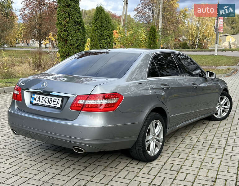 Седан Mercedes-Benz E-Class 2010 в Прилуках фото 6 Седан Mercedes-Benz E-Class 2010 в Прилуках