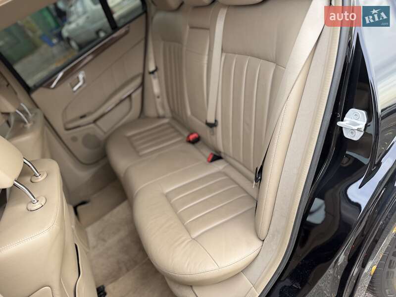 Седан Mercedes-Benz E-Class 2011 в Киеве фото 28 Седан Mercedes-Benz E-Class 2011 в Киеве