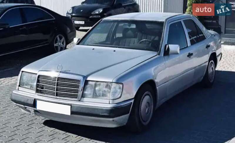 Седан Mercedes-Benz E-Class 1988 в Сумах фото 3 Седан Mercedes-Benz E-Class 1988 в Сумах