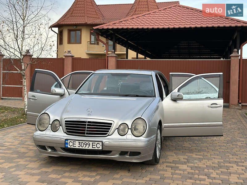 Седан Mercedes-Benz E-Class 2000 в Сторожинце