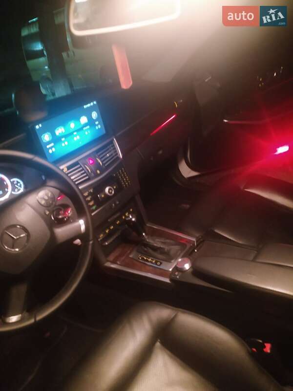 Седан Mercedes-Benz E-Class 2010 в Запоріжжі фото 32 Седан Mercedes-Benz E-Class 2010 в Запоріжжі