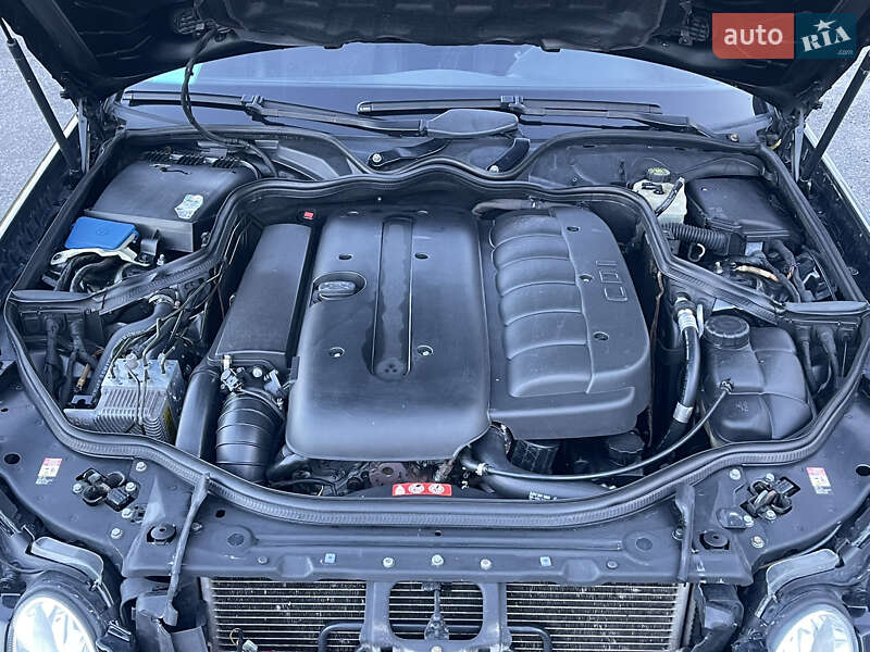 Седан Mercedes-Benz E-Class 2004 в Виннице