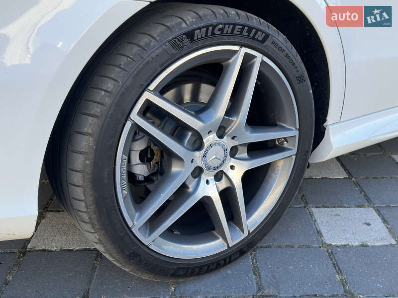 Седан Mercedes-Benz E-Class 2015 в Стрые