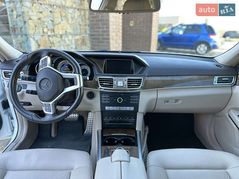 Седан Mercedes-Benz E-Class 2015 в Стрые