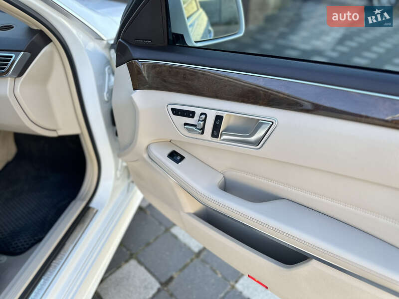 Седан Mercedes-Benz E-Class 2015 в Стрые