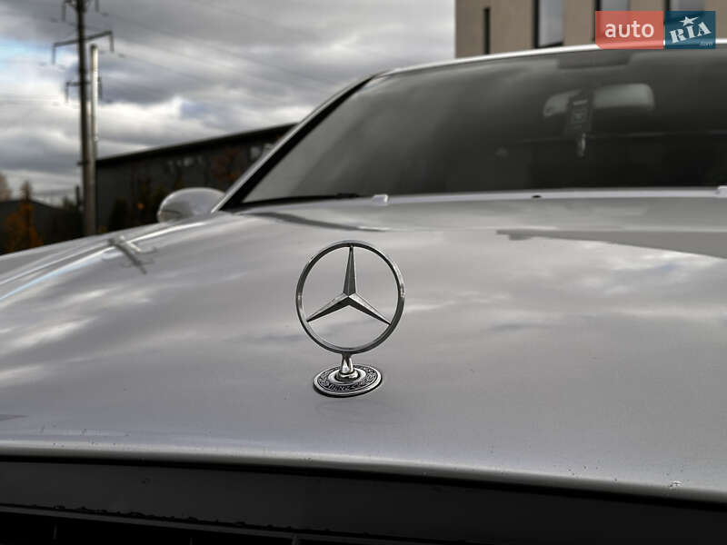 Седан Mercedes-Benz E-Class 2002 в Луцке