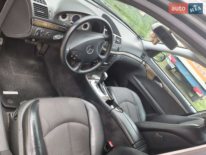 Седан Mercedes-Benz E-Class 2004 в Тернополе фото 5 Седан Mercedes-Benz E-Class 2004 в Тернополе