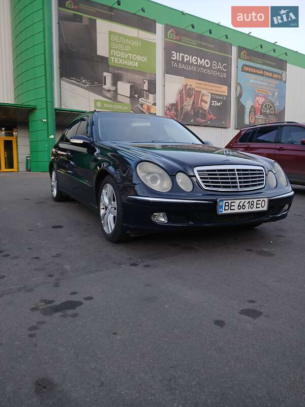 Седан Mercedes-Benz E-Class 2003 в Миколаєві