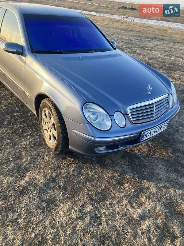 Седан Mercedes-Benz E-Class 2003 в Южноукраинске фото 11 Седан Mercedes-Benz E-Class 2003 в Южноукраинске