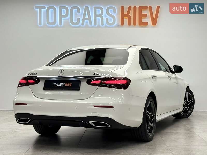 Седан Mercedes-Benz E-Class 2022 в Киеве
