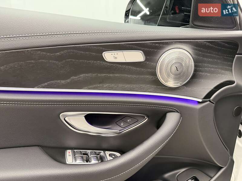Седан Mercedes-Benz E-Class 2022 в Киеве