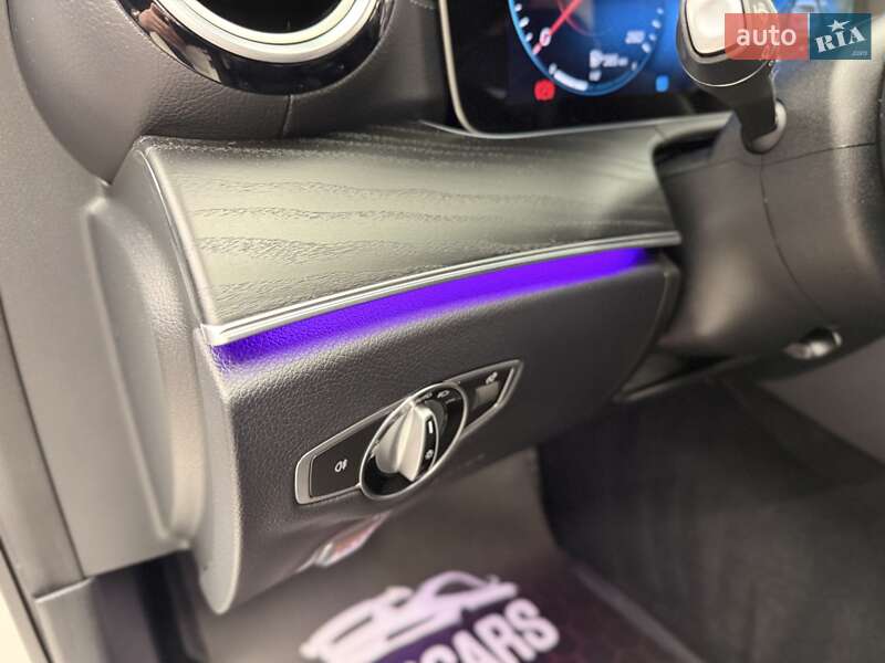 Седан Mercedes-Benz E-Class 2022 в Киеве