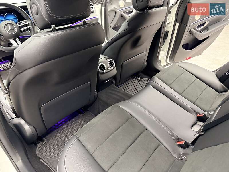 Седан Mercedes-Benz E-Class 2022 в Киеве
