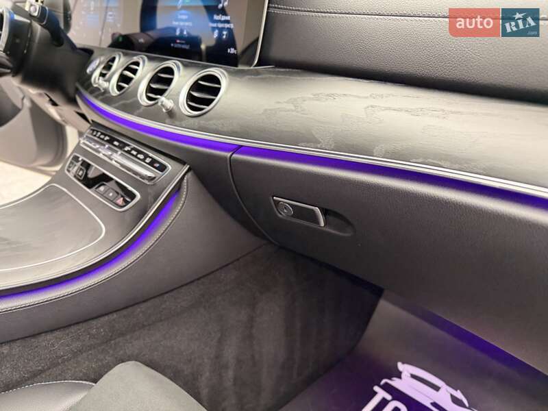 Седан Mercedes-Benz E-Class 2022 в Киеве