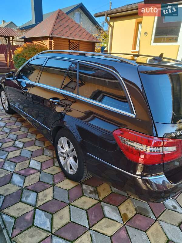 Универсал Mercedes-Benz E-Class 2010 в Владимире