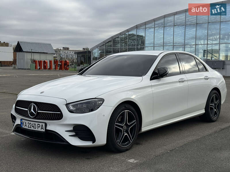 Седан Mercedes-Benz E-Class 2021 в Києві