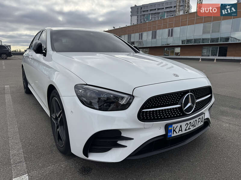 Mercedes-Benz E-Class 2021