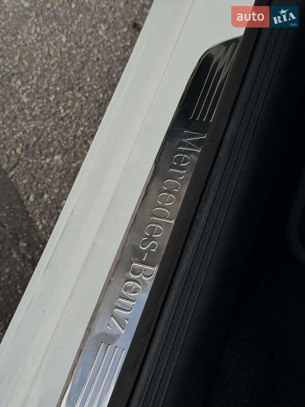 Седан Mercedes-Benz E-Class 2016 в Києві